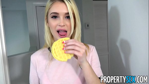 סרטי סקס PropertySex – Hot petite blonde teen fucks her roommate