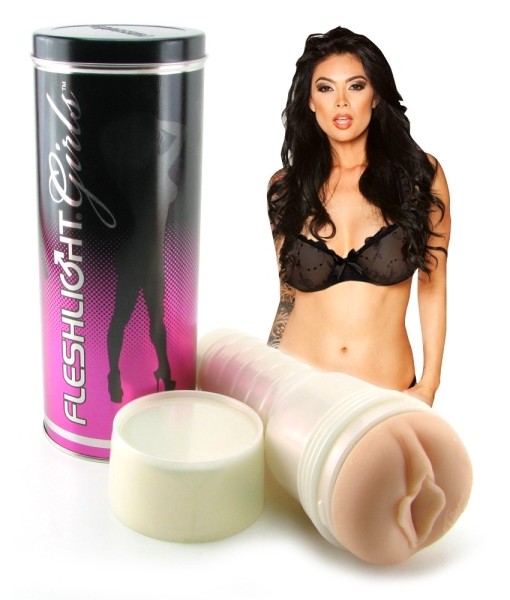 Tera-Patrick-Lotus-Fleshlight-Girl-in-Collector-Tin.jpg