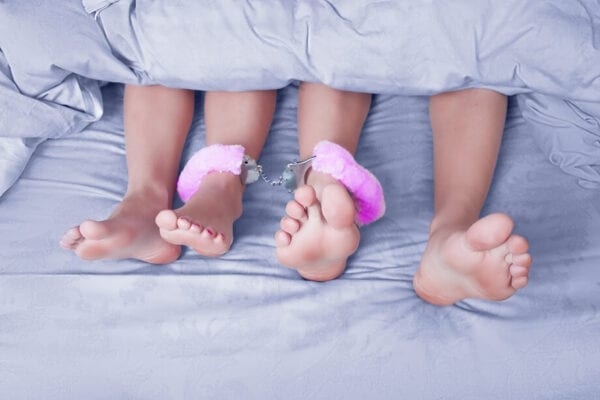 אביזרי מין תורמים למיניות בריאה?