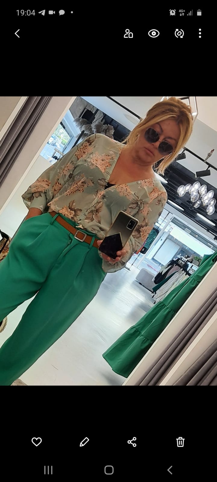 דוגמנית רוסיה תושבת הארץ מילפית בת 40 -חיפה