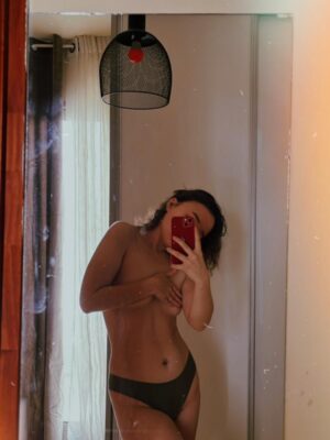 ישראלית רוסיה – תל אביב