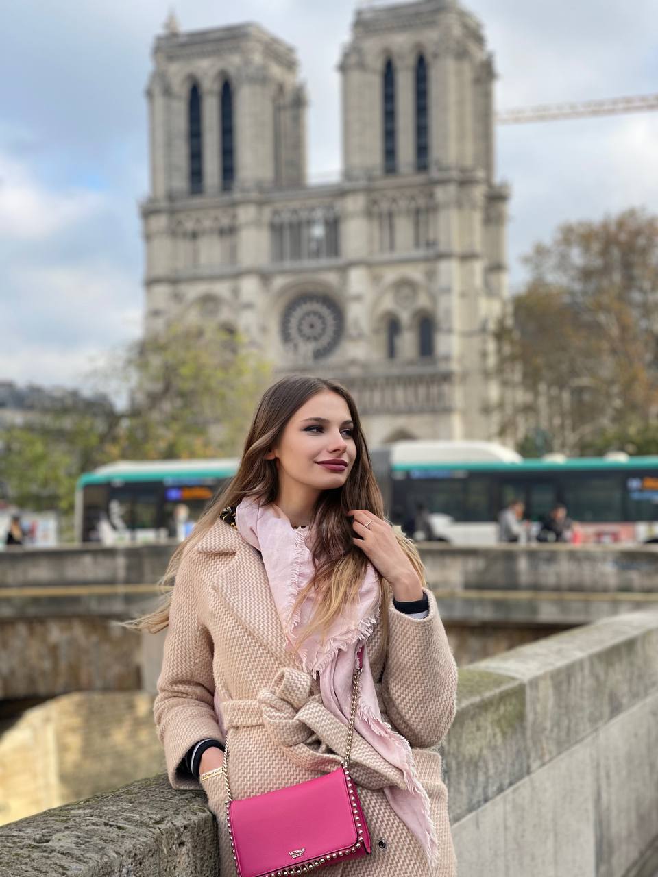 תל אביב – רזה בת 21