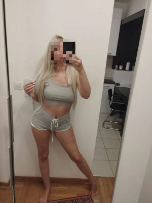 ישראלית בלונדה ? בחיפה