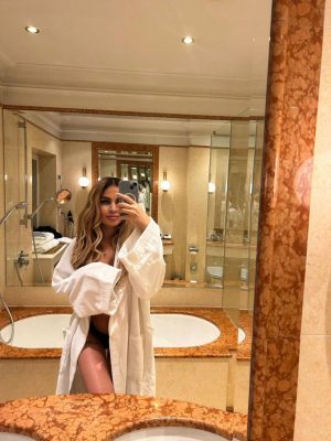 ירושלים – בחורה מקצוענית