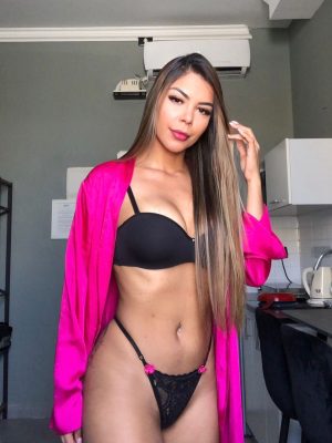 סברינה בת 26 ברזילאית תיירת תל אביב