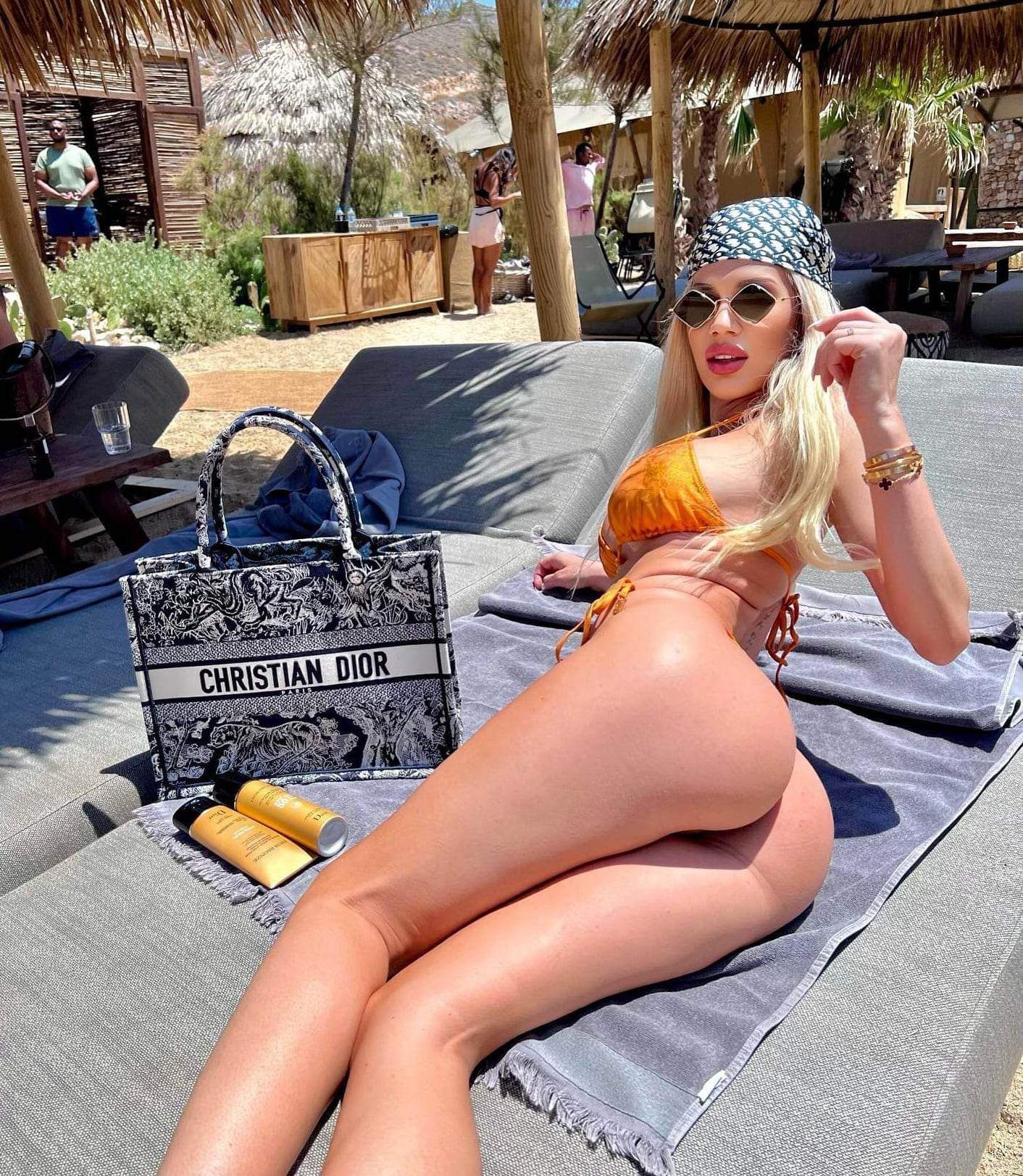 קריות – רומניה